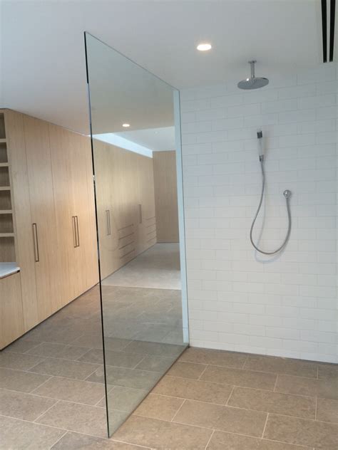 Shower Screens 